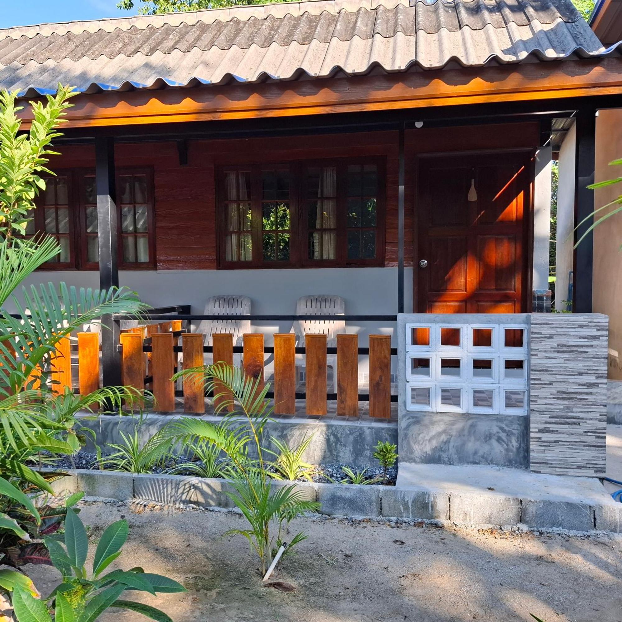 Lanta Valom Buri Villa Koh Lanta Exterior photo